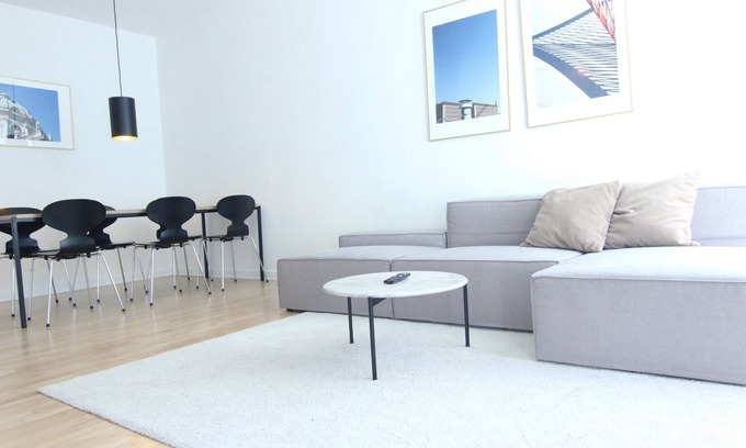 Frederiksberg C Apartment | 2-BR apartment w/a balcony in Frederiksberg - 237