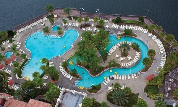 Lake Buena Vista Condo | 2 BR Deluxe Condo BONNET CREEK Club Wyndham Resort, less than 1 mile from Disney