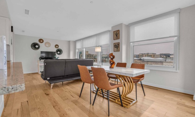 Chinatown Apartment | 2 BR Fully Furnished Apartment at Penn Quarters - Surrounded by Best Restaurants