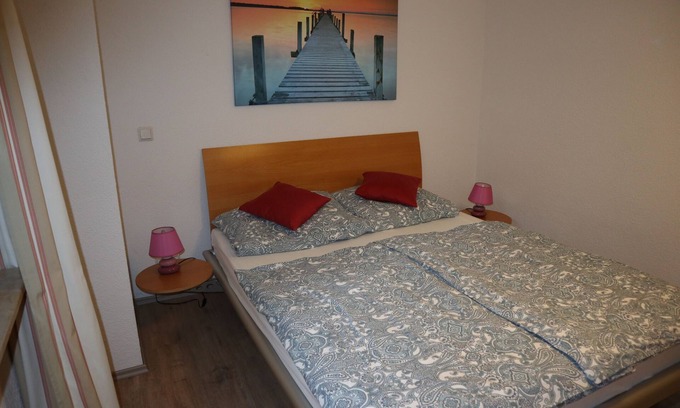 Kleinzschachwitz Condo | 2 comfortable apartments in the countryside, terrace, sep. Entrance Kleinzschachwitz L.Ehrlich