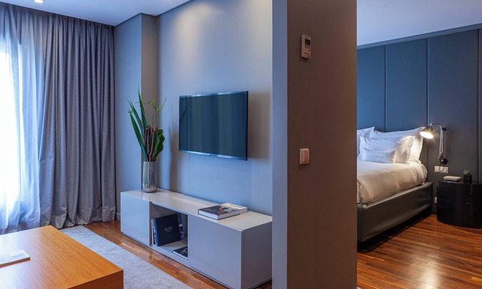 Santo Antonio Hotel | 2 Comfy Units at Altis Prime, Full Kitchens, Rooftop Sundeck, Onsite Jacuzzi!