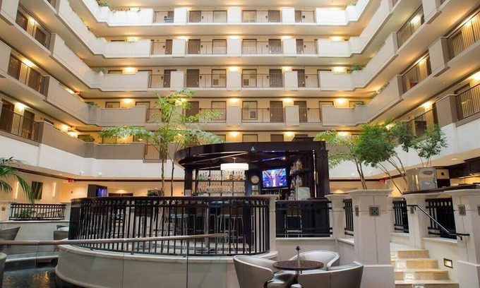 Downtown Orlando Hotel | 2 Connecting Suites at a Hotel
