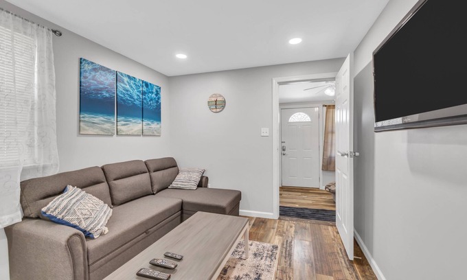 Seaside Heights Cottage | 2 Cozy Coastal Cottages Steps From The Beach, Linens & Towels, 8 Beach Badges