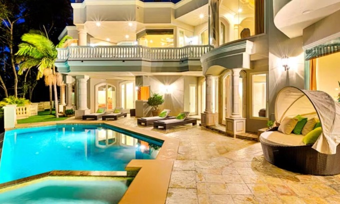 Country Club House | 2 Day Specials/Sept Mid-Week Specials/Private Pool/Amazing Views