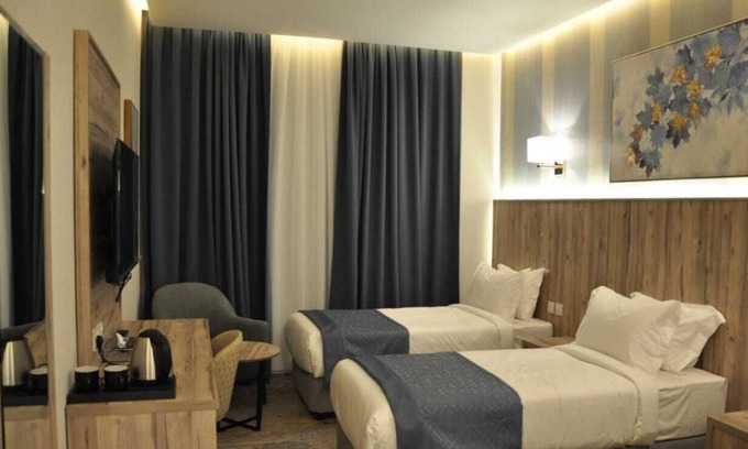 Mecca Apartment | 2 Hotel Suites in Tranquil Makkah with AC