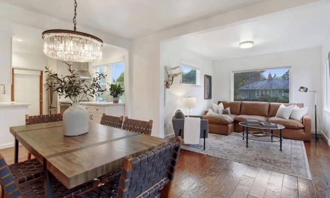 Whittier Heights House | 2 Kitchens! Walkable 3BR/3BA Charmer near Park