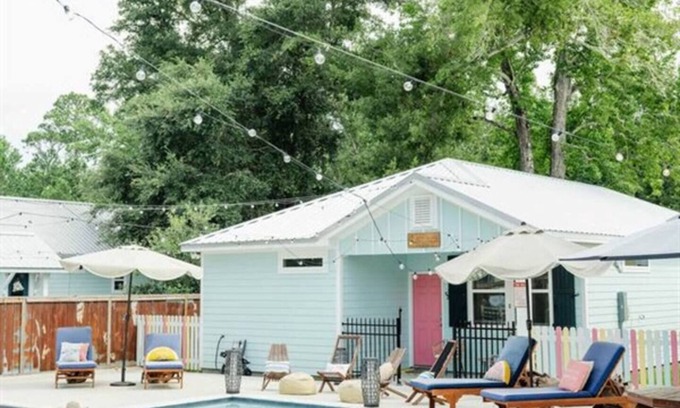 Bay St Louis Ski Chalet | 2 Luxe Chalets Pool Beach Parking Sleeps 12