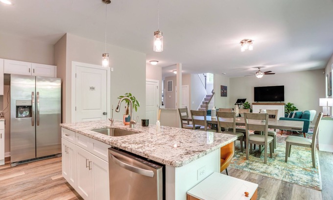 Bumpass House | 2 Mi to Lake Access: Pet-Friendly Bumpass Retreat!