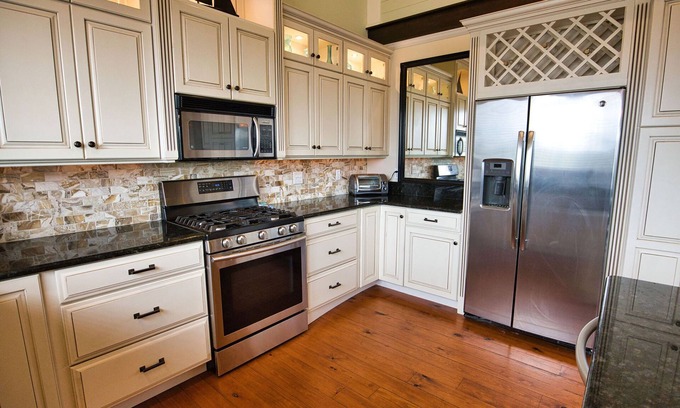 Cocoa Beach House | 2 minute walk to the beach. Very quiet location.