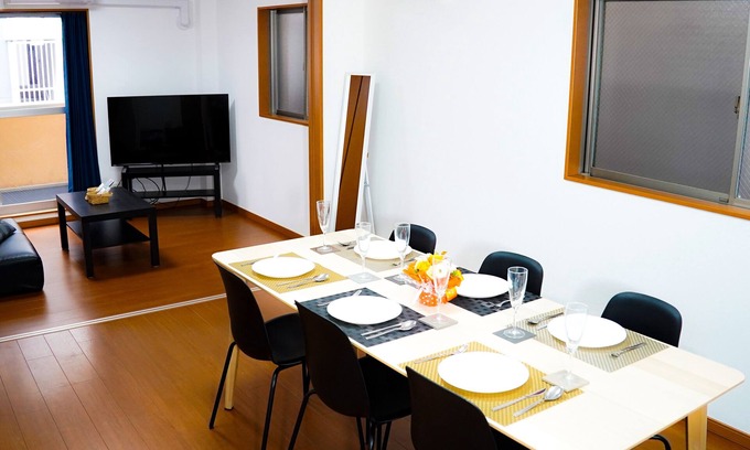 Minato House | [2 minutes from Station] 10 minutes to USJ Solaniwa Onsen Namba Umeda!