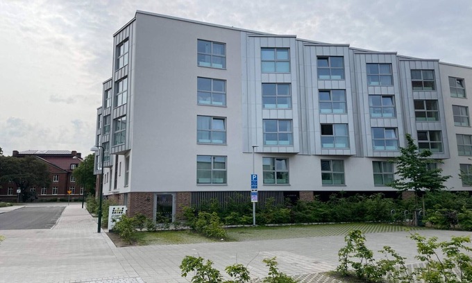 Limhamn House | 2 person comfortable holiday park home in TESTBY