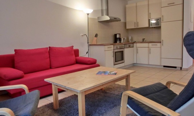 Gelbensande Apartment | 2-room vacation apartment for 4 people on the first floor with WLAN - NH