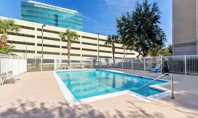 Chinatown Hotel | 2 Units w/Free Breakfast, Outdoor Pool, Close to Galleria Retail Heaven