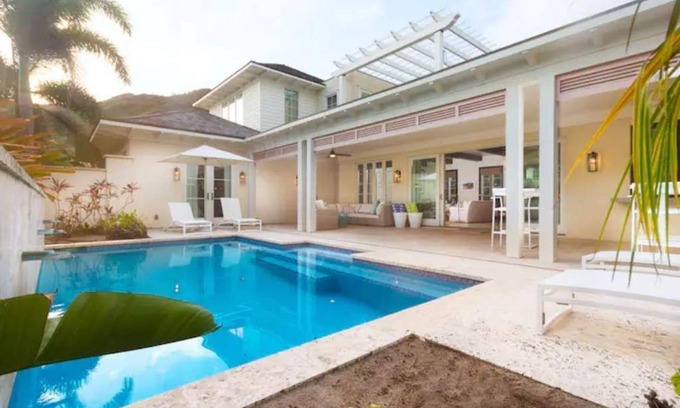 Basseterre House | 2 Villas @ Windswept Residences