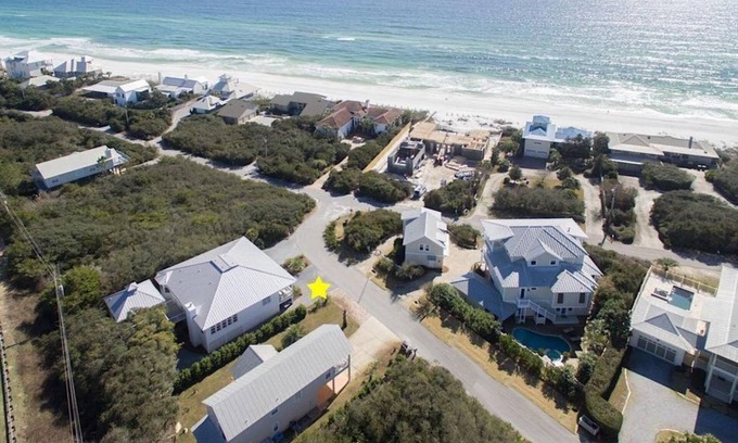 Dune Allen Beach House | 20 ft to Private Beach ☀️ 6 Chairs & Wagon, Carriage House Incl. ☀️ 30A