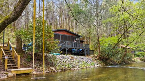 Cashes Valley House | 200ft Fightingtown Creek Frnthot Tubarcd