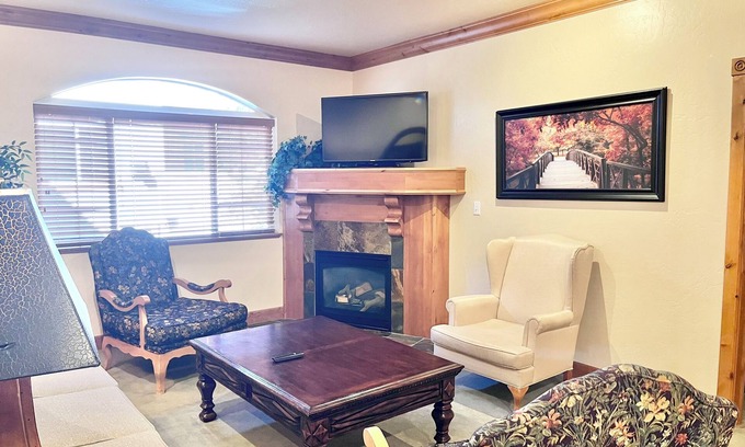 Zermatt Villa | 2047/49 4-Star Zermatt 2B2B Villa Near Park City
