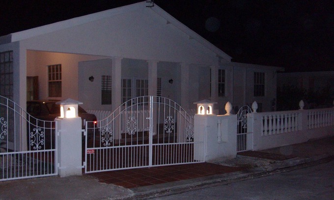 Heywoods Park House | 222 COMFY HOUSE - FAMILY FRIENDLY
