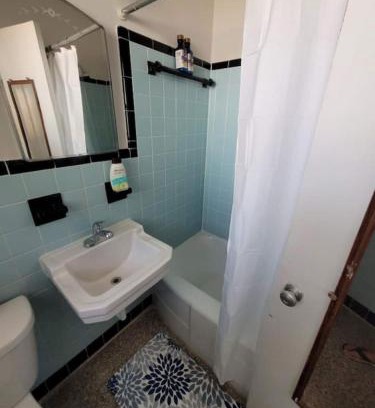 Crescent Lake Apartment | 236G Studio Apt Near DownTown