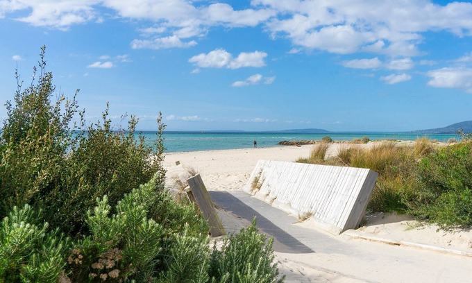 Rye Villa | 250 metres to the Beach