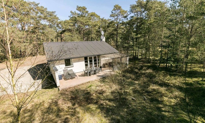 Pedersker House | 2534 Nexø - Strandmølleskoven 3