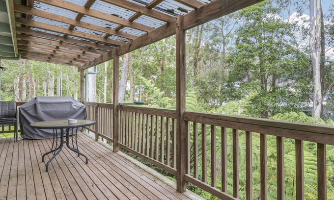 Long Beach House | 29 Fauna Avenue, Long Beach