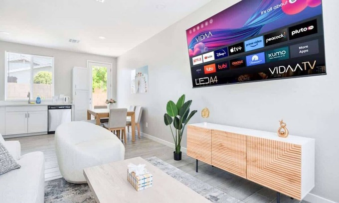 Glendale Apartment | 2B2B Paradise Pool Apartment & Park Free