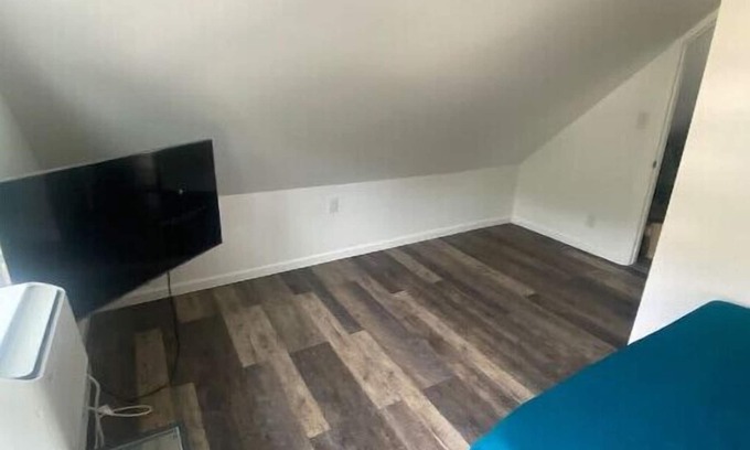 St. George Apartment | 2bdr apt close to Manhattan