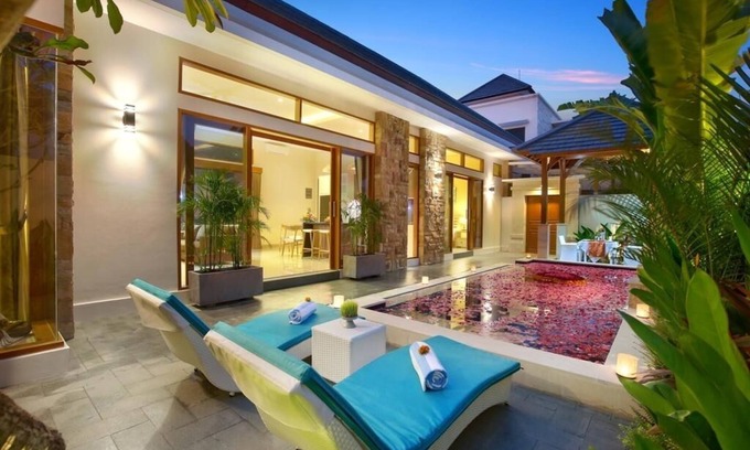 Dewi Sri Villa | 2BDR Villas prvt pool wth bathtub legian