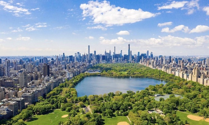 East Harlem Apartment | 2BR/2BA Steps from Central Park! Great Location