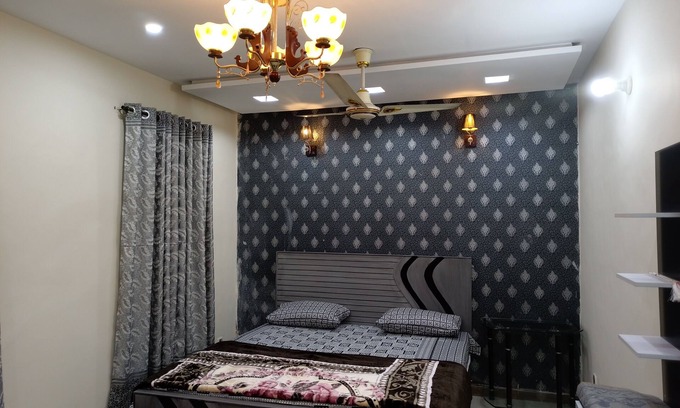 Lahore House | 2BR Fully Furnished Modern House at Prime Location