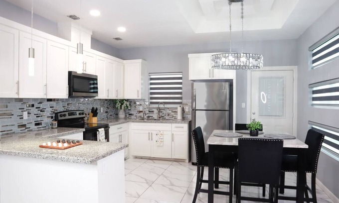 San Juan Apartment | 2BR Luxe Home Near Downtown Pharr