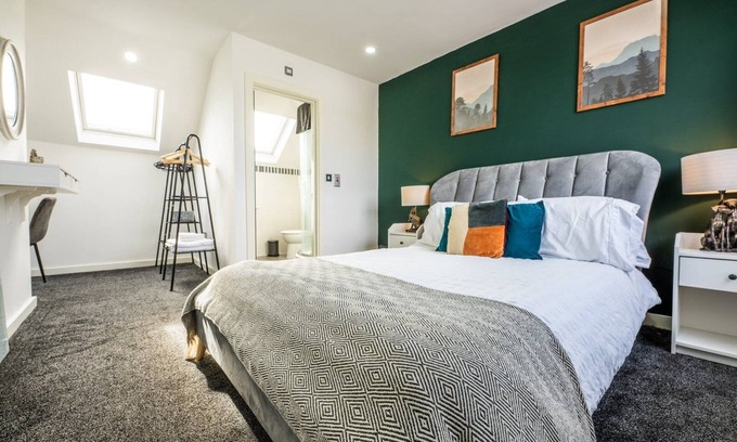Grangetown Apartment | 2Br | Smart TV | WiFi