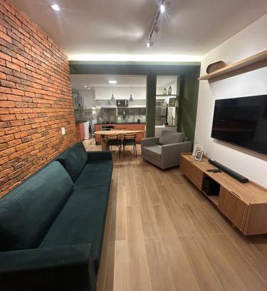 Zona Sul Apartment | 2Qtos, Newly Renovated, Botafogo Mall and Beach