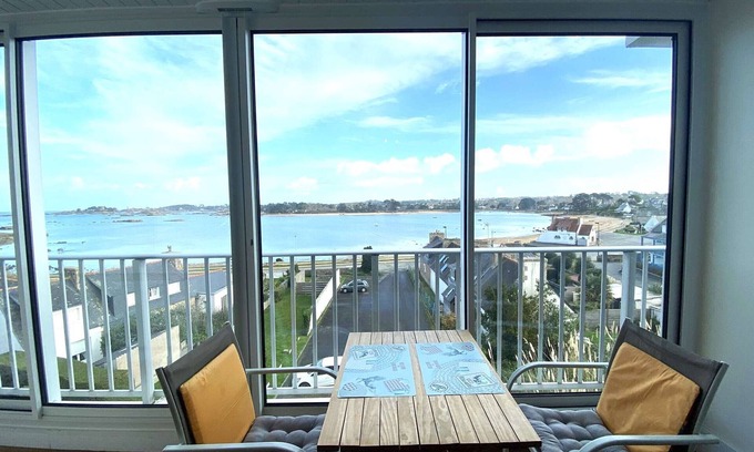 Tregastel Apartment | 3* Apartment in Trégastel with WIFI, parking, pet friendly