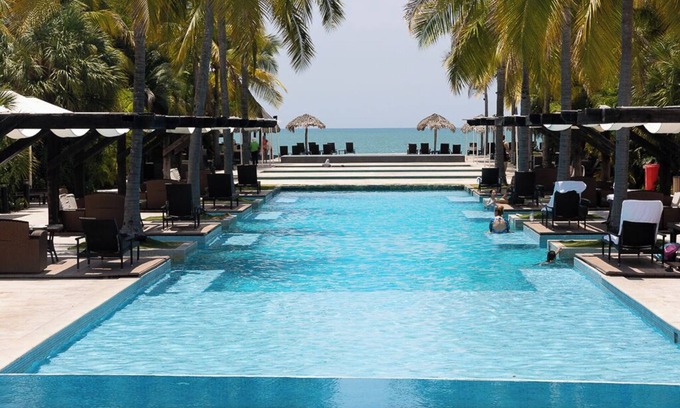 Playa Blanca House | 3 Bdr + 3.5 bthr Patio - Private Pool countryside house near the beach ๐ ๐