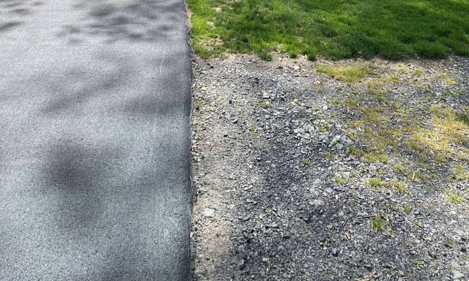 State College House | 3 bdrm 2 bath handicap friendly home in secluded setting 5 miles to PSU stadium