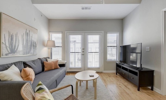 West Campus Condo | 3 Bed/2 Bath West Campus Penthouse Condo in the Heart of Austin