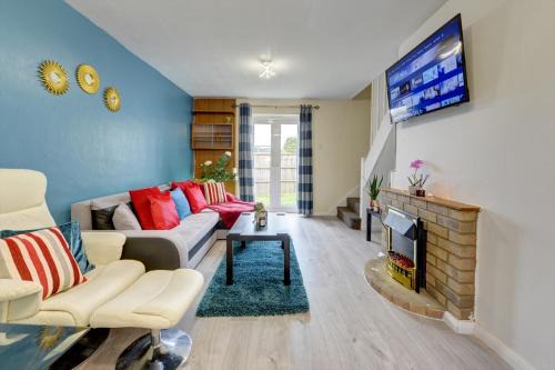 Northampton House | 3-bed House, sleeps 8, Next to Park