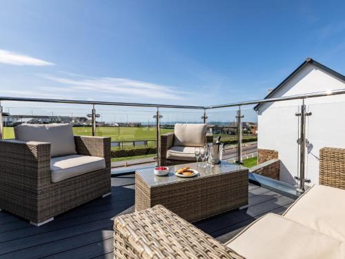 Westward Ho House | 3 Bed in Westward Ho 60264