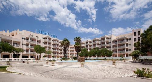 Portimao Apartment | 3 bed resort Penthouse by the beach with sea and golf views