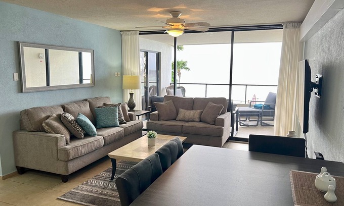 Saint Lawrence Apartment | 3 Bedroom 2 bath Waterfront Condo - Walk out to pool.