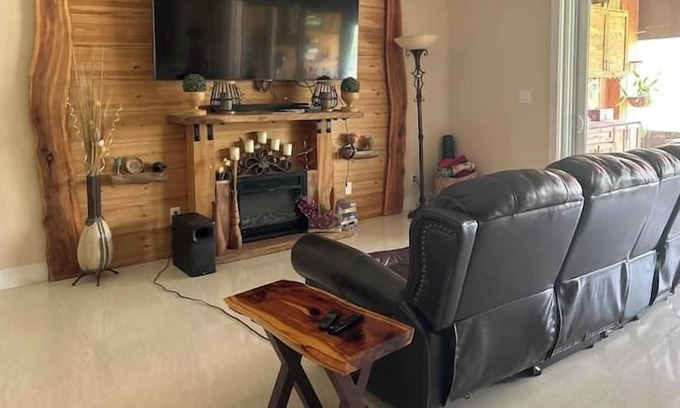 Rural Estates Apartment | 3 Bedroom 665744 by Houzlet