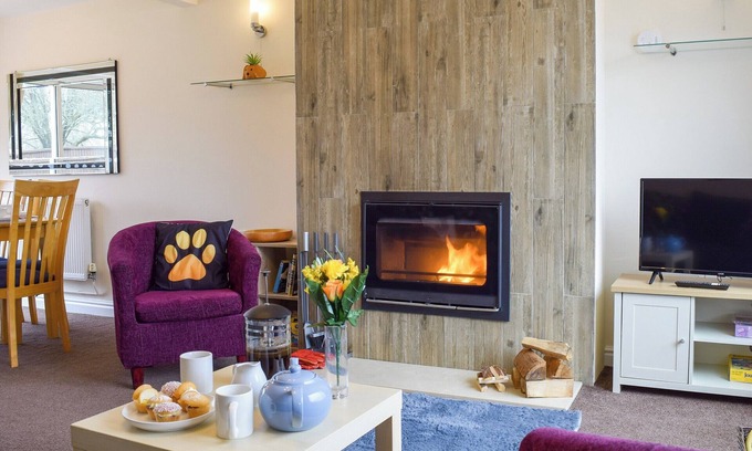 Asfordby Cottage | 3 bedroom accommodation in Asfordby, Near Melton Mowbray