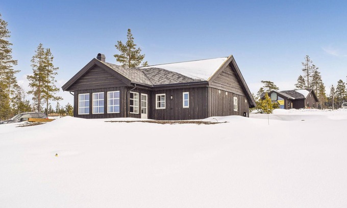Gran House | 3 bedroom amazing home in Jaren