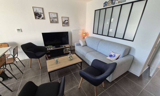 Cucq Apartment | 3-bedroom apartment in Stella-plage with parking and pets allowed