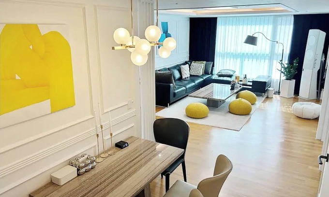 Nonhyeon-dong Apartment | 3-bedroom apartment in fabulous Seoul with big family. Enjoy your stay