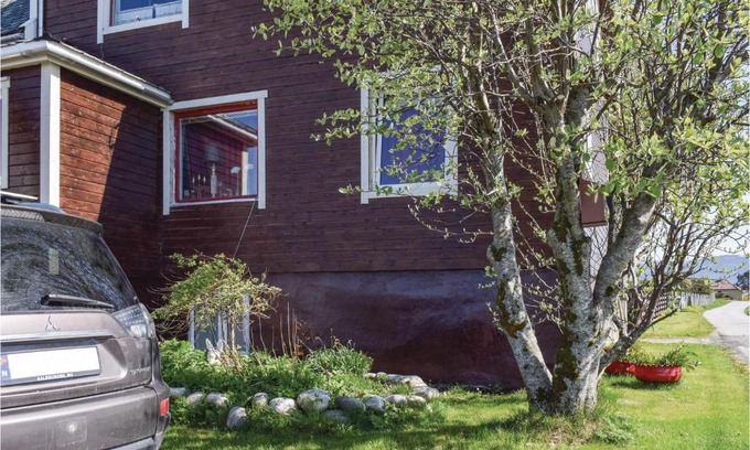 Giske Apartment | 3 Bedroom Awesome Apartment In Giske