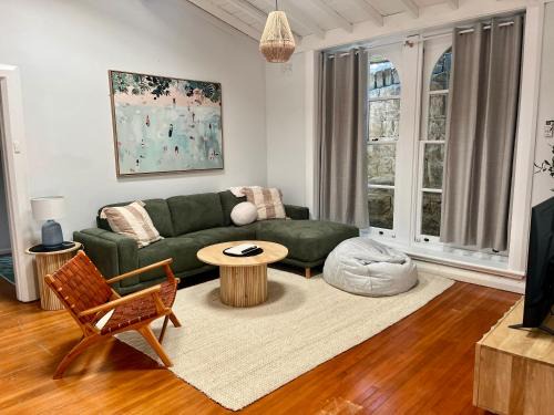 Coogee House | 3 Bedroom Beach House in Coogee