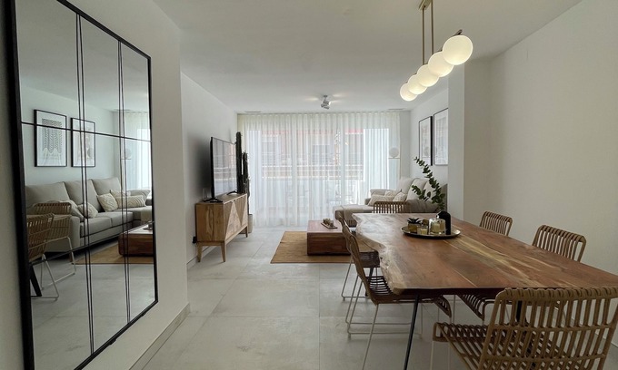 Torrevieja Apartment | 3-bedroom condo in amazing Torrevieja with AC, WiFi